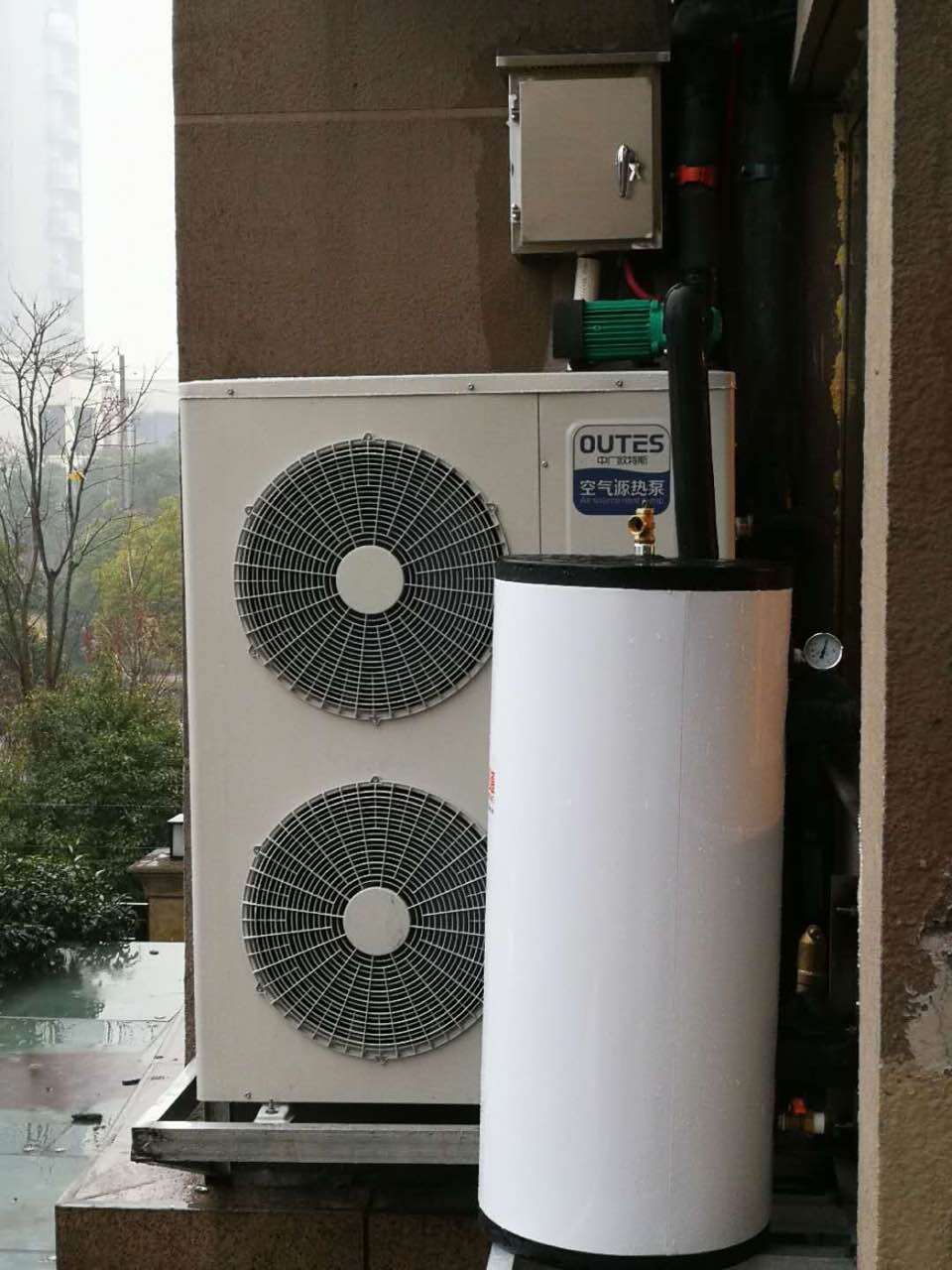 1520571683747133jGoR.jpg fab72321-d9f5-45bb-a638-7d596ceee65f.jpg