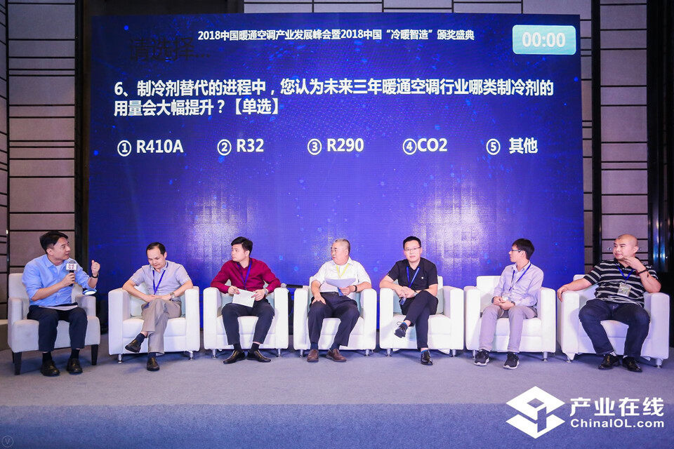 1536915132164176ccUP.jpg 44fa88dc-900e-4139-9cb9-a80d6c188e9e.jpg