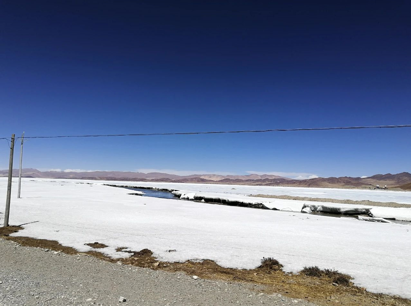 西藏日喀则仲巴县小学2万平空气源热泵项目正式完工